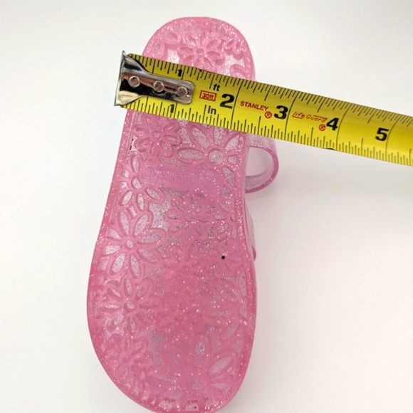 Hello Kitty Bundle - Tumbler, Lunch Bag and Jelly Sandals - Picture 10 of 16